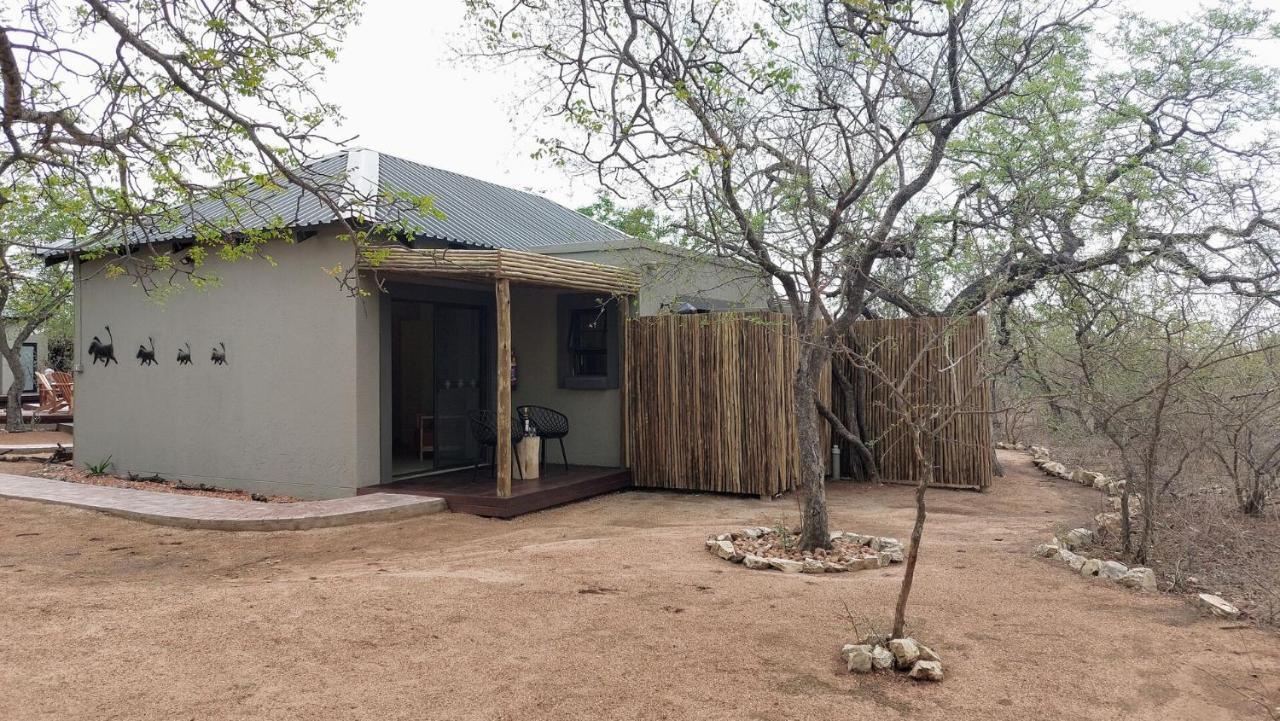 The Baobab Bush Lodge, No Self Catering Hoedspruit Exterior photo